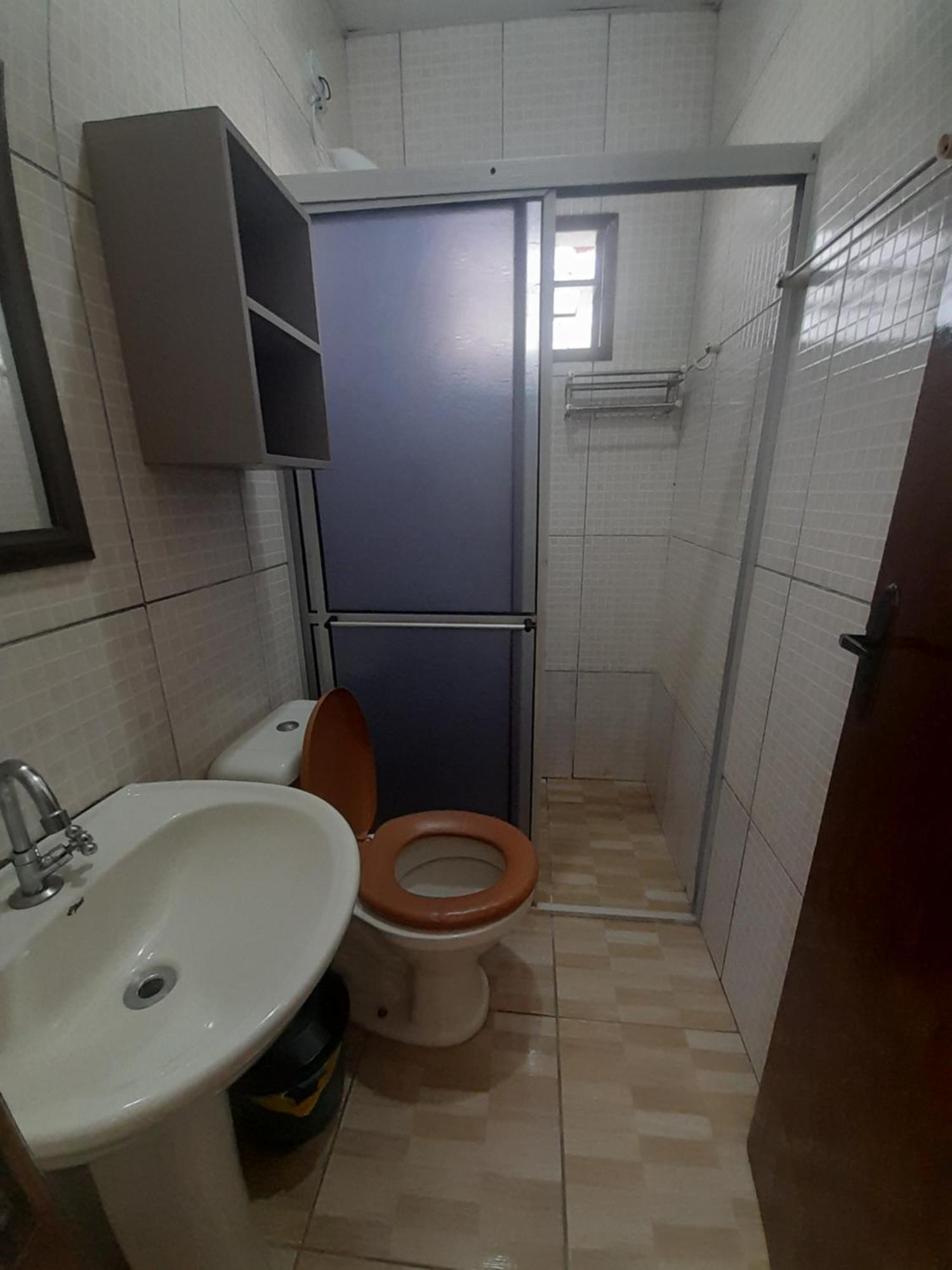 Casa Azul Aconchegante, Prox. A Praia, Wi-fi 300mb Casa de Férias Guaratuba